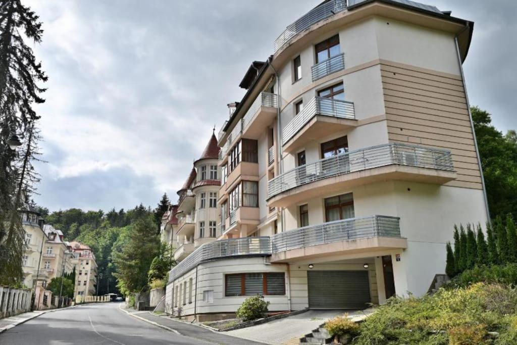 Krizikova 4 Leilighet Karlovy Vary Eksteriør bilde